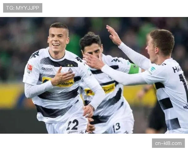 门兴边路进攻焕发活力 赛季首胜源自战术调整