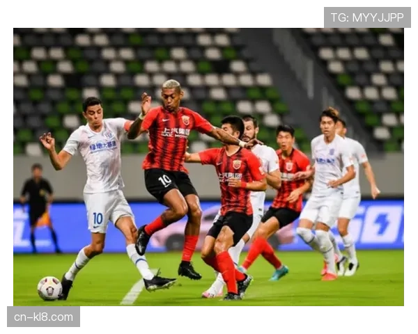 特温特换人调整效果：替补布卡拉制胜进球背后的战术设计